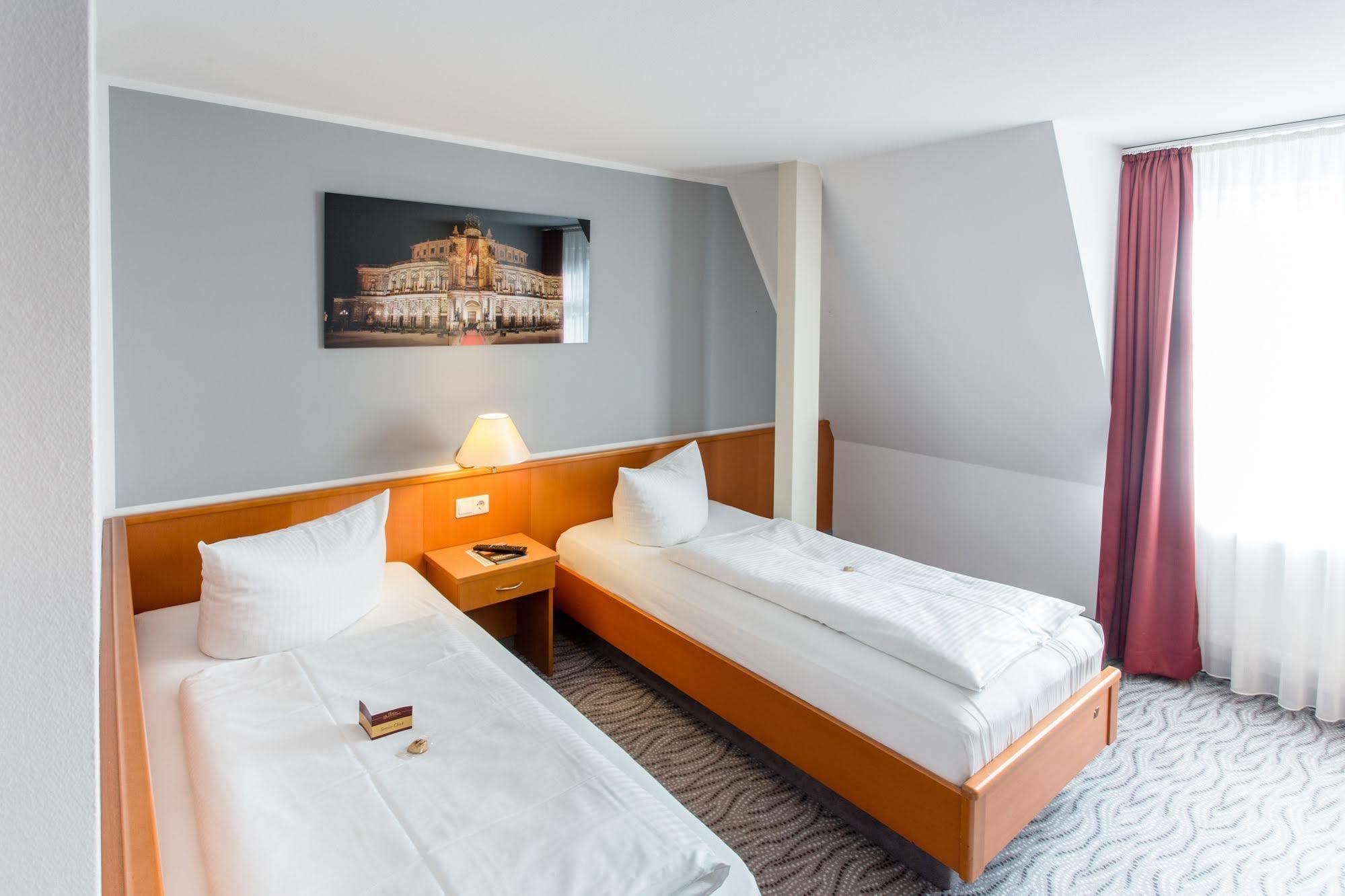 Hotel Kaiserhof Radeberg Kültér fotó
